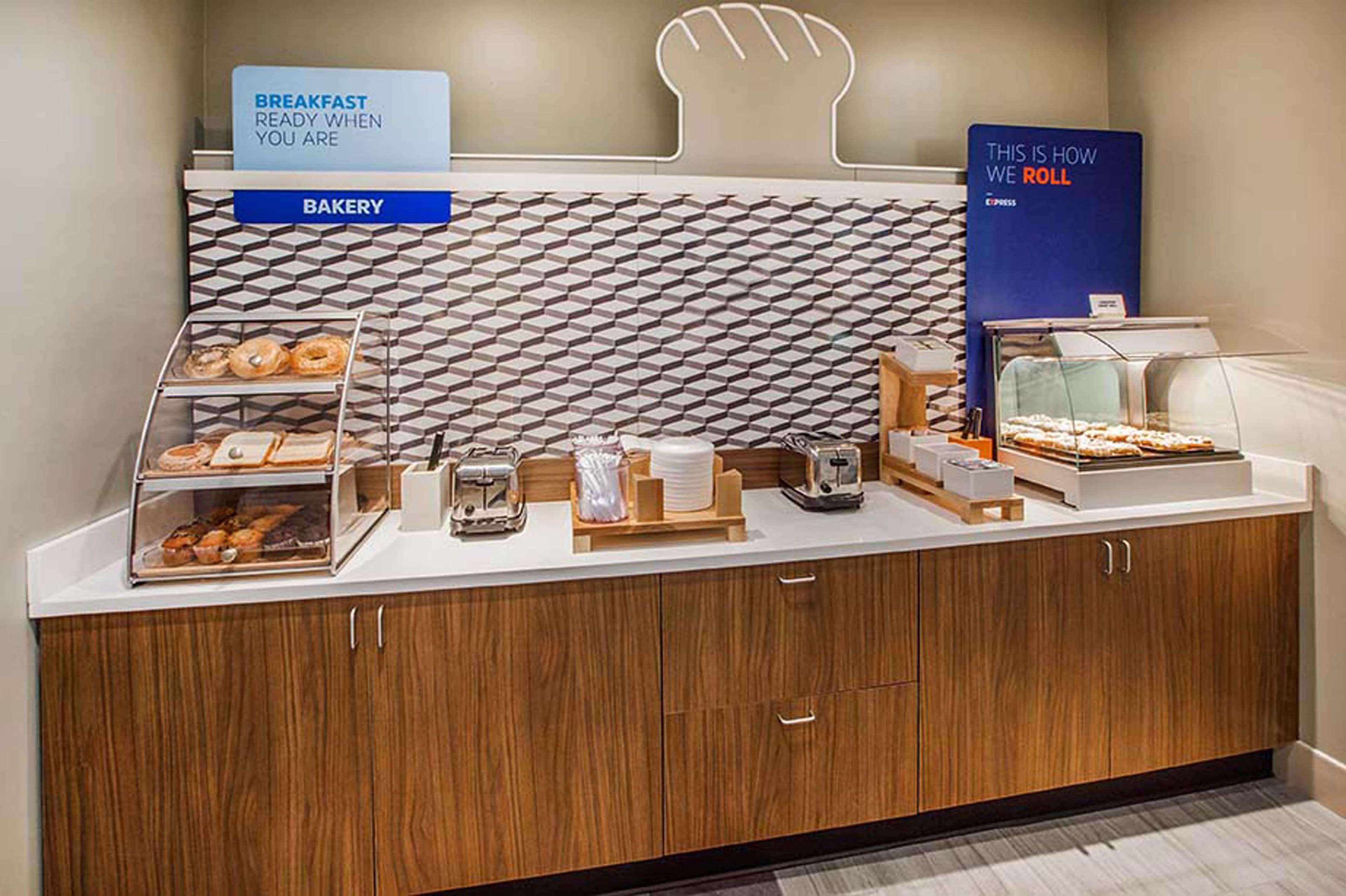 Holiday Inn Express & Suites Schererville By Ihg Zewnętrze zdjęcie