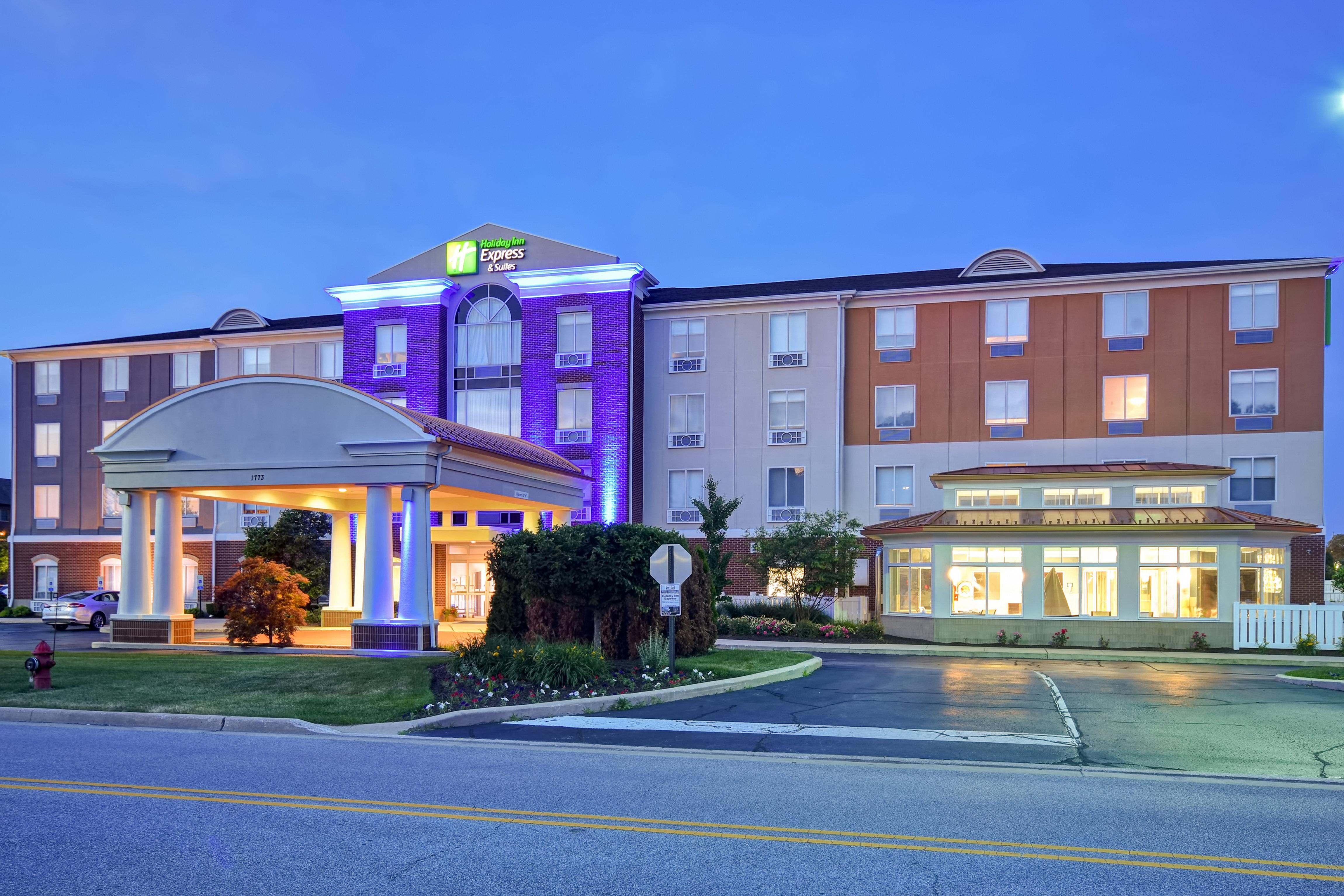 Holiday Inn Express & Suites Schererville By Ihg Zewnętrze zdjęcie