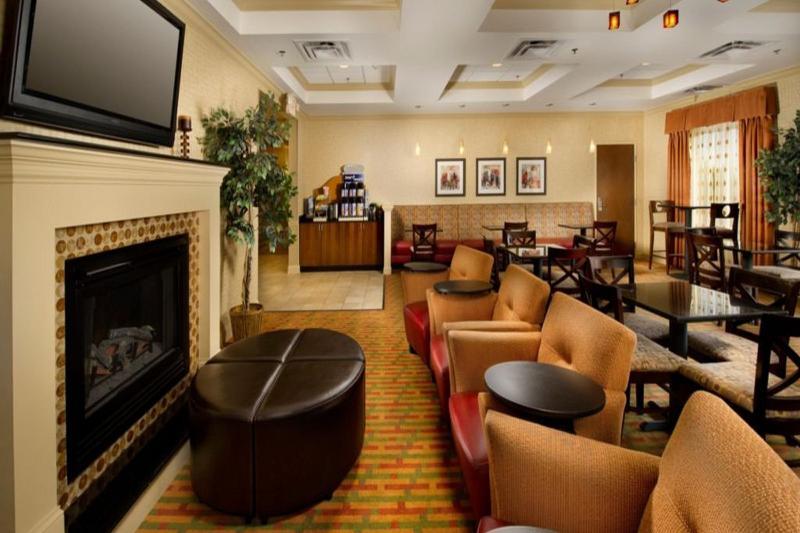 Holiday Inn Express & Suites Schererville By Ihg Zewnętrze zdjęcie